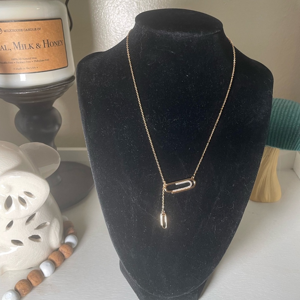 Chic Rose Gold Necklace with Paperclip Pendants